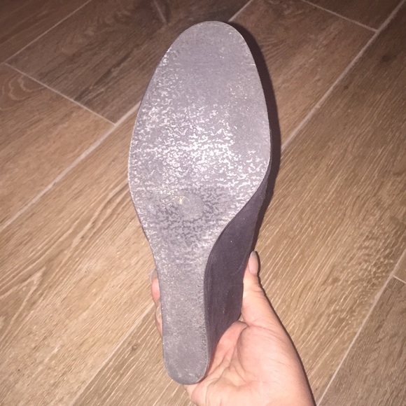 Little Black Wedge Booties Size 9 1/2 - Picture 4 of 7